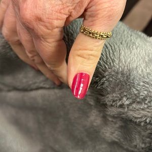 Size 7 California pattern thumb or other finger ring 14K GOLD